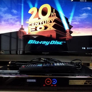 ☆3番組同時録画&1TB♪AQUOSブルーレイBD-T1300☆
