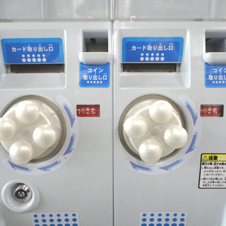 ジャンク BANDAI/バンダイ カードダス 筐体 本体 台紙・カード無し 鍵付き 自動販売機 自販機 札幌市 白石区 東札幌