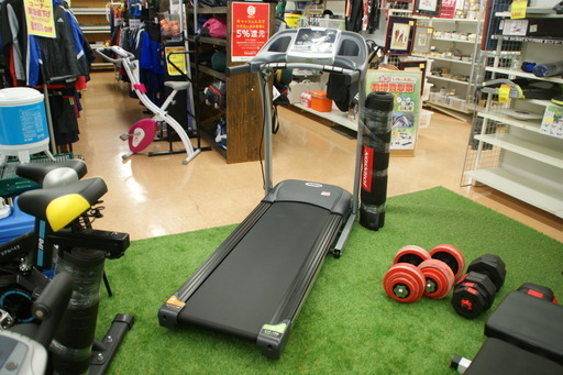 モノマニア四日市】【引き取り限定】 HRIZON TEMPO T82 トレッドミル