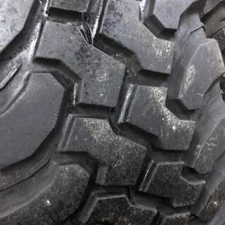 BFGoodrich Mud-Terrain T/A KM LT285/70R17 17インチ 夏タイヤ 4本　(TD242) クレジットカード QR決済可能