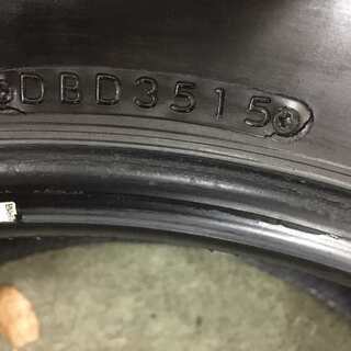 BS BLIZZAK DM-V2 225/65R17 17インチ スタッドレス 4本 2015年製