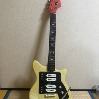 ギター　GUYATONE