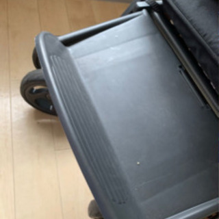 2人乗りのベビーカー
