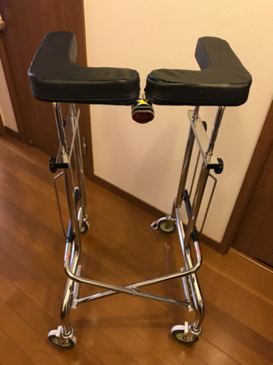 介護　歩行器　アルコー