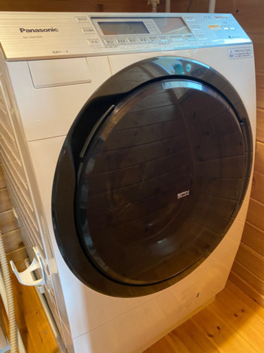 ドラム式電気洗濯乾燥機