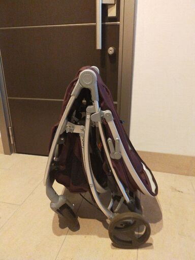 軽量でも丈夫。25kgまでOKなスペイン生まれのベビーカー・ベビーホーム