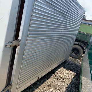 人気の2tコンテナ倉庫❗️早い者勝ち^_^ 人気の2tコンテナ倉庫❗️早い者勝ち^_^
