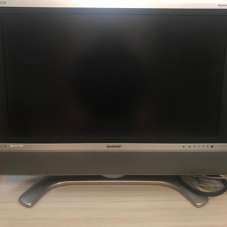 シャープ32型液晶テレビ　あげます。