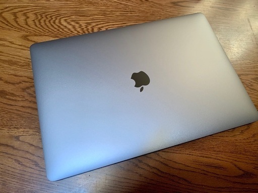 【超美品・値下げ】MacBook Pro15インチ Touch Bar Core i7/2.9GHz/16GB/SSD512/Radeon Pro 560 4GB　USキーボード