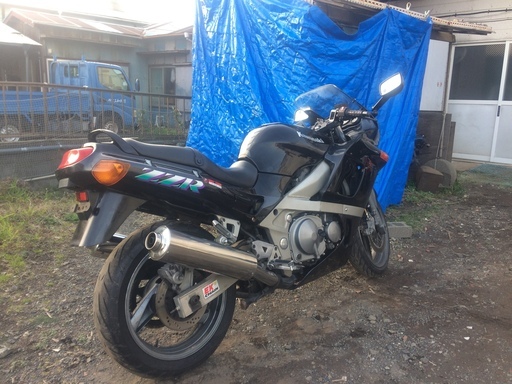 ZZR400　カワサキ　GSR?XJR?CBR?ニンジャ？４００ｃｃ ZZR400 カワサキ GSR?XJR?CBR?ニンジャ？400cc