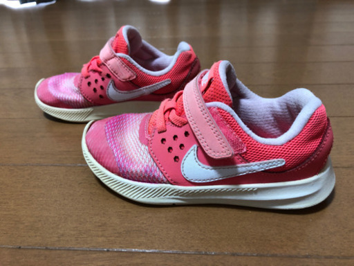 Nike ナイキ 子供靴 子供用シューズ 洗濯済み ひぃこ 徳益のキッズ用品 子供用シューズ の中古あげます 譲ります ジモティーで不用品の処分