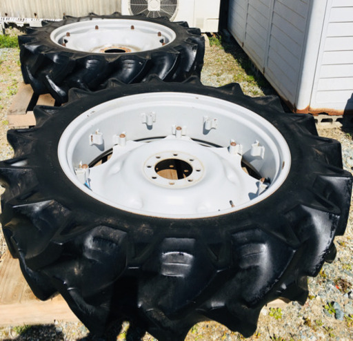 トラクター用タイヤ　ブリヂストン12.4-36 中古