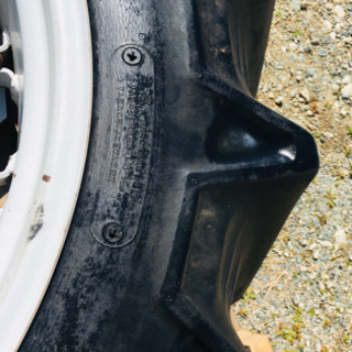 トラクター用タイヤ　ブリヂストン12.4-36 中古