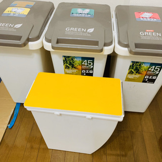 45L　ゴミ箱（カン、ペットボトル、もえるごみ）各1つ　＆　一般ごみ箱