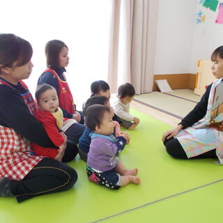 保育士の募集（今年度中途採用） − 岡山県