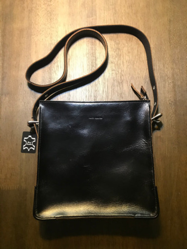 【新品】本牛革ショルダーバッグ