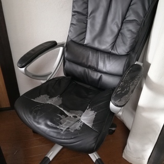 ニトリ　ワークチェア・デスクチェア　移動椅子　無料