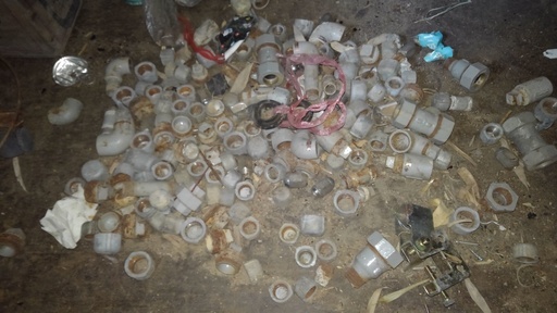ガス管　水道管　どめ　部品　　解体工事など　ガス止め　水道とめ