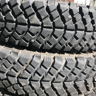 早いもの勝ち　ジムニーマットタイヤ185 85 16