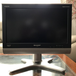 デジタルハイビジョンテレビ　16V型