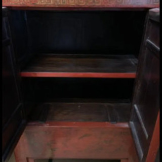 李朝　漆　蒔絵箪笥　蝶柄　アンティーク