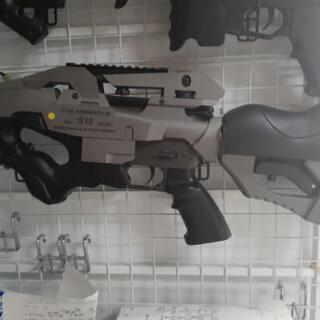 サバゲ－　ar57   p90 雷電