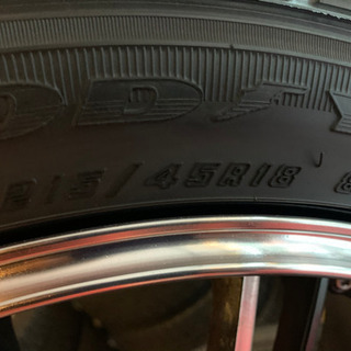 中古スタッドレスタイヤ&ホイールセット　215/45R18
