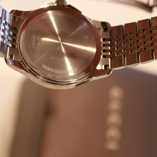 【土日祝値引】【電池新品】【GUCCI】Gタイムレス　YA126401 メンズ腕時計　白文字盤