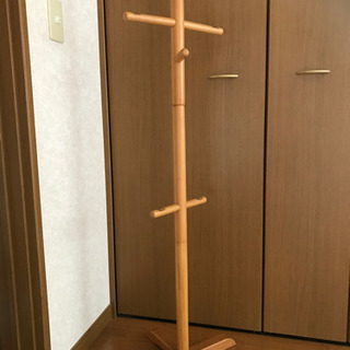 木製ポールハンガー