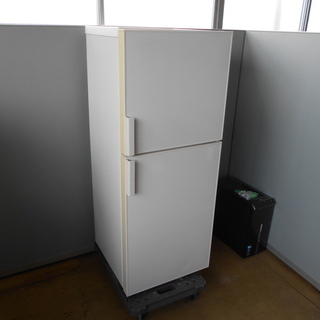 無印良品 AMJ-14C ２ドア冷蔵庫『プラ色褪せあり』2013年【リサイクル