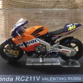 Honda RC211V VALENTINO ROSSI 200...