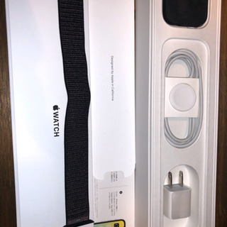 Apple Watch Series 4  44mm  (GPS+CEL)