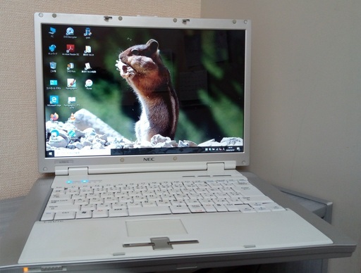 ノートパソコン  NEC Lavie LL-550/G Windows10
