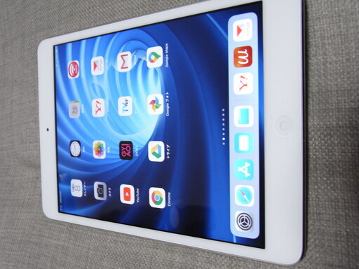 人気商品】 iPad mini2 ホワイト Wi-Fiモデル 美品です iPad