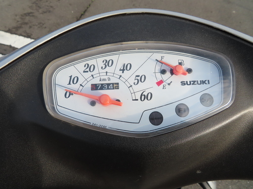 50ccスクーター SUZUKI アドレスV50 (4スト) タイヤほぼ新品 シート