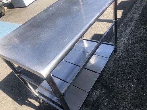 【業務用厨房機器】　業務用　棚付き　ステンレス　調理台　作業台　【中古】