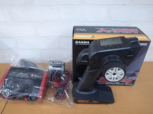 hpi-racing SUPER 5SC FLUX 30cc エンジンラジコン プロポ付き 【モノ