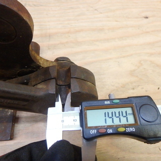 ヒット HIT 鉄筋カッター CAP13MM 動作確認済み 13mm 万能 カッタ カットベンダー 鉄 ワイヤー クリッパー 電動工具 DIY 中古品 宮城 MAX