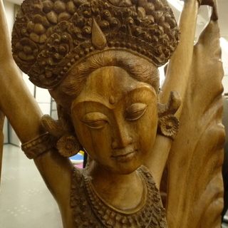 バリ島 木彫り 置物 オブジェ モノ市場半田店【131】 