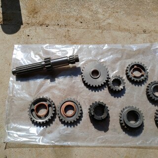 YZ80(4LBE,2000年モデル）ミッションパーツ（多分）