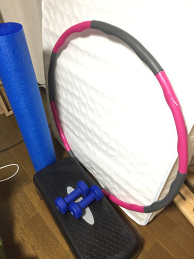 フラフープ ストレッチポール 踏み台 ダンベル 3kg 宇野 十日市場のフィットネス トレーニングの中古あげます 譲ります ジモティーで不用品の処分 フラフープ ストレッチポール 踏み台 ダンベル 3kg 宇野 十日市場のフィットネス トレーニングの中古あげます 譲ります ジモティーで不用品の処分