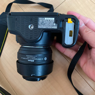 ニコン D5600 単焦点35mm バッテリー2個 SDカード付き
