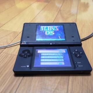 任天堂DS 中古　電源、カートリッジ付き