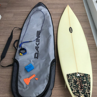 サーフボード(初心者向け)値下げしました。