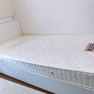 ニトリの収納付きシングルベッド