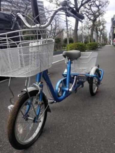 三輪車