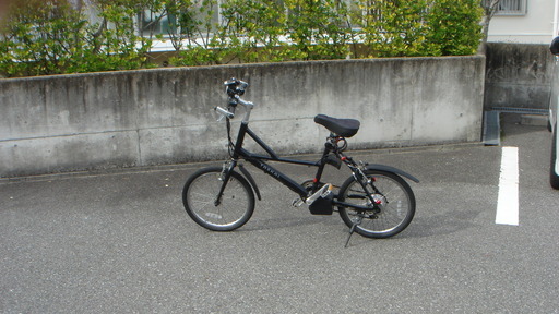 美品.電動アシスト自転車(TASKAL-Mini-BK)20吋.外装6段変速.大容量バッテリ-8.8Ah.シティハンドル.