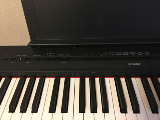 ヤマハ 電子ピアノ P115 使用数回です。 P-115 YAMAHA 電子ピアノ
