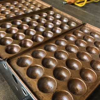 業務用厨房機器】 柴田金物 業務用 たこ焼き器 プロパン 28穴×3連＋鉄板