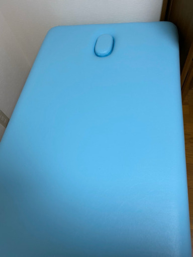 マッサージ　ベッド